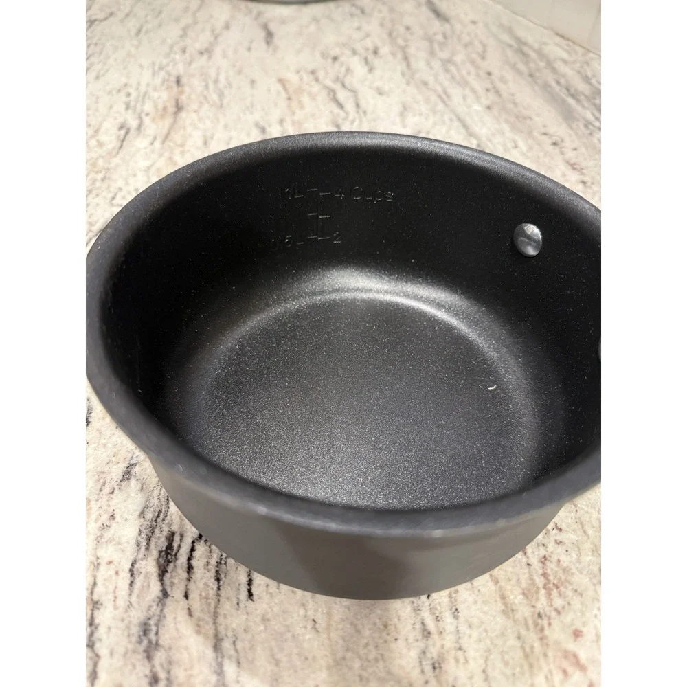 Cuisinart 619-16 Chef's Classic Non-Stick Hard Anodized 1-1/2-Qt. Saucepan w Lid